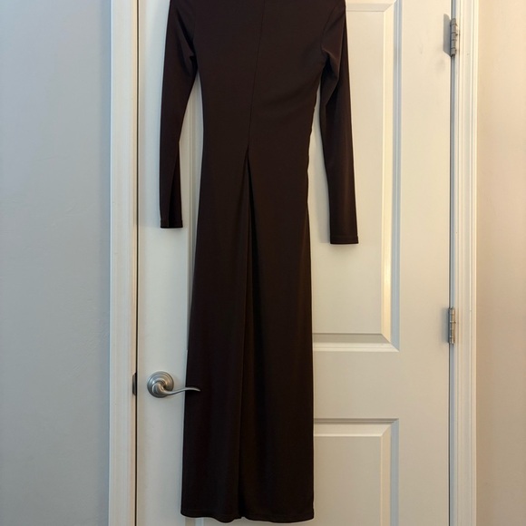 Zara Women’s Elegant Brown Long Sleeve Midi Dress - Picture 6 of 9